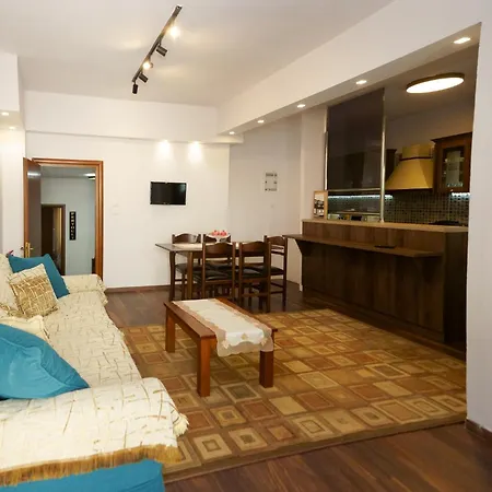 & Apartments-mihail Πανσιόν 3*