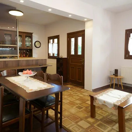 & Apartments-mihail Πανσιόν 3*