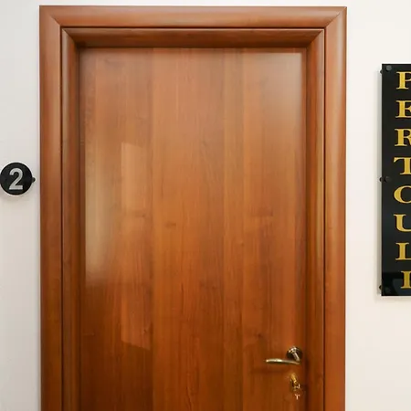 & Apartments-mihail Πανσιόν