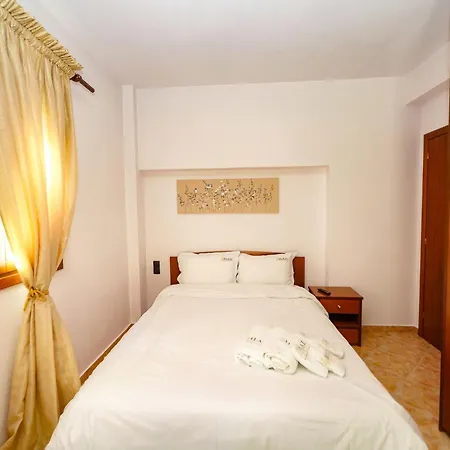 & Apartments-mihail Πανσιόν