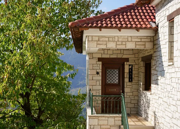 Гостевой дом & Apartments-mihail Elati (Trikala)