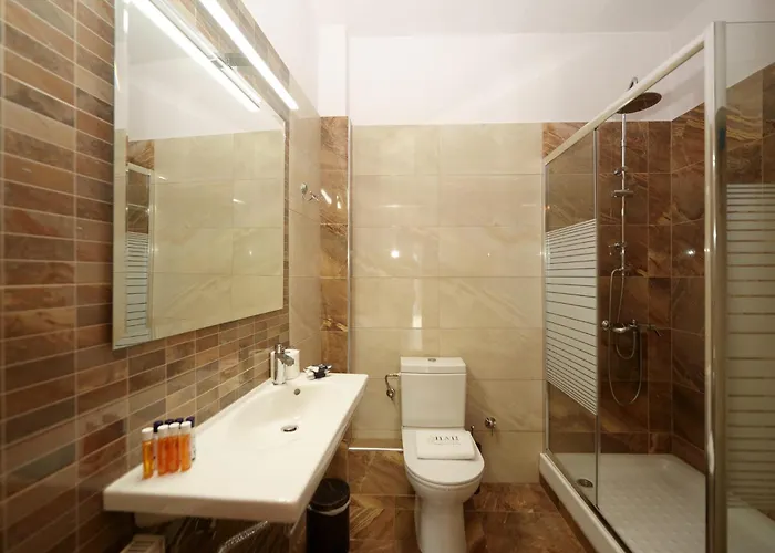 & Apartments-mihail 3*