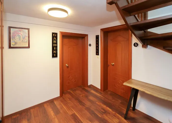 Гостевой дом & Apartments-mihail Elati (Trikala)